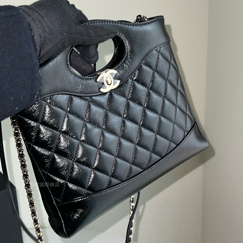 CHANEL 31bag mini 手提／斜背包（黑金）-16
