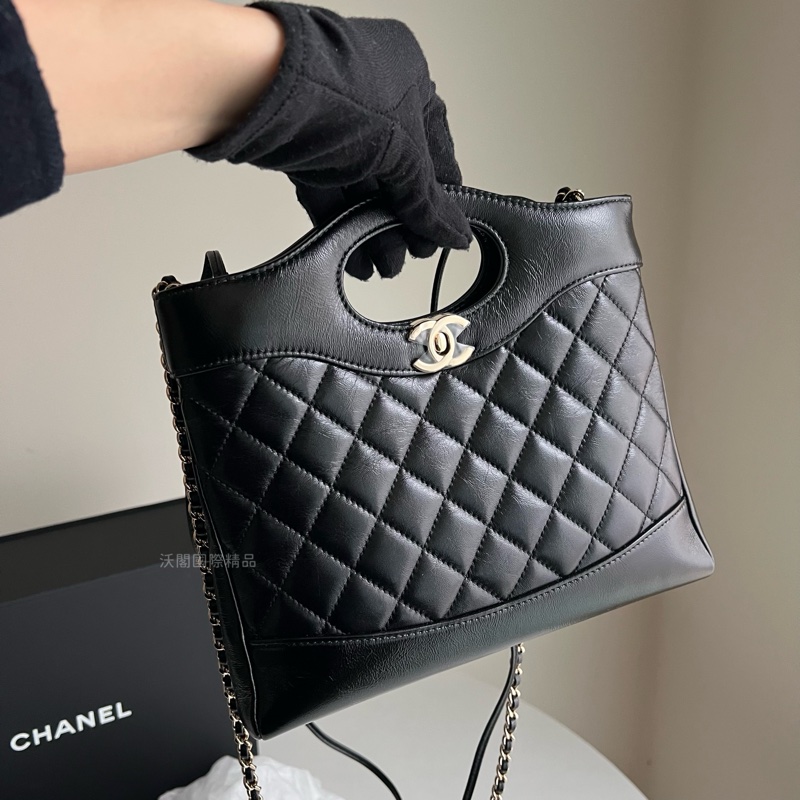 CHANEL 31bag mini 手提／斜背包（黑金）-18
