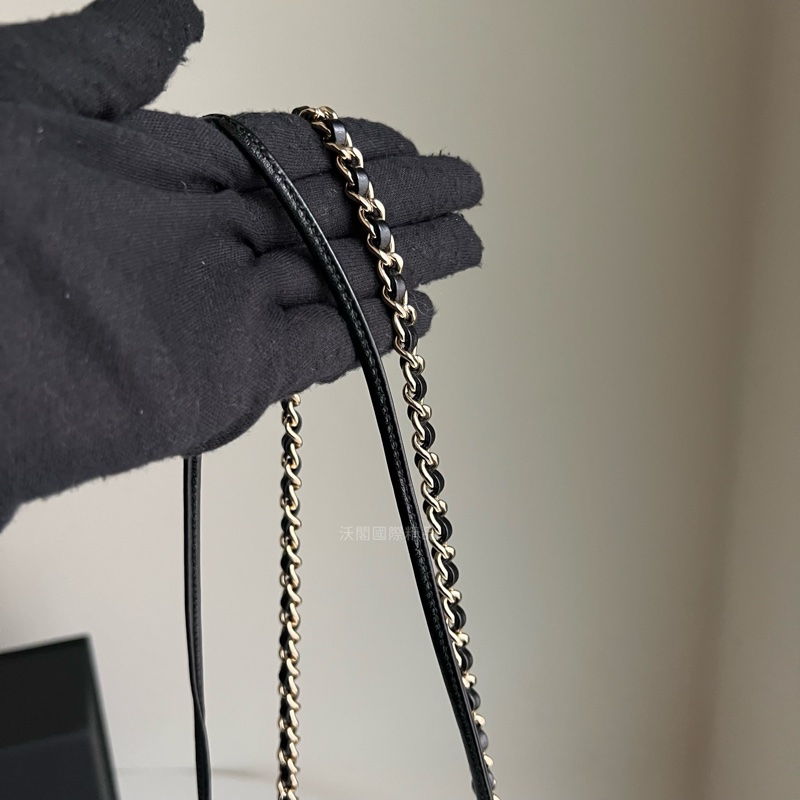 CHANEL 31bag mini 手提／斜背包（黑金）-19