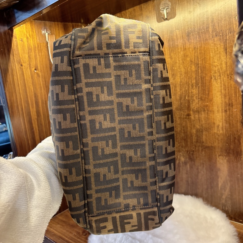 Fendi FF Logo Tote Bag-2