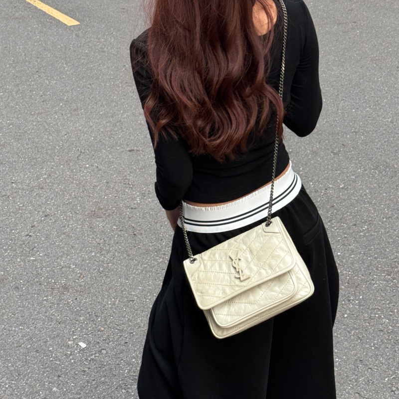 【極新🎁 配件滿】 YSL Baby NIKI 「專櫃最新款D釦」 斜背包（專櫃96,850）-21