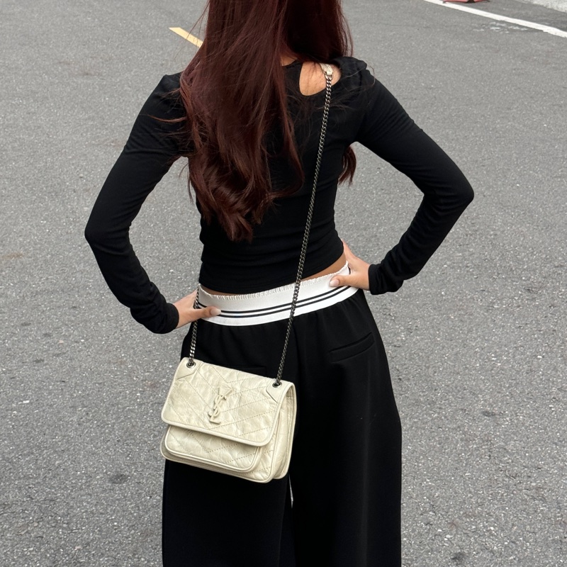 【極新🎁 配件滿】 YSL Baby NIKI 「專櫃最新款D釦」 斜背包（專櫃96,850）-23