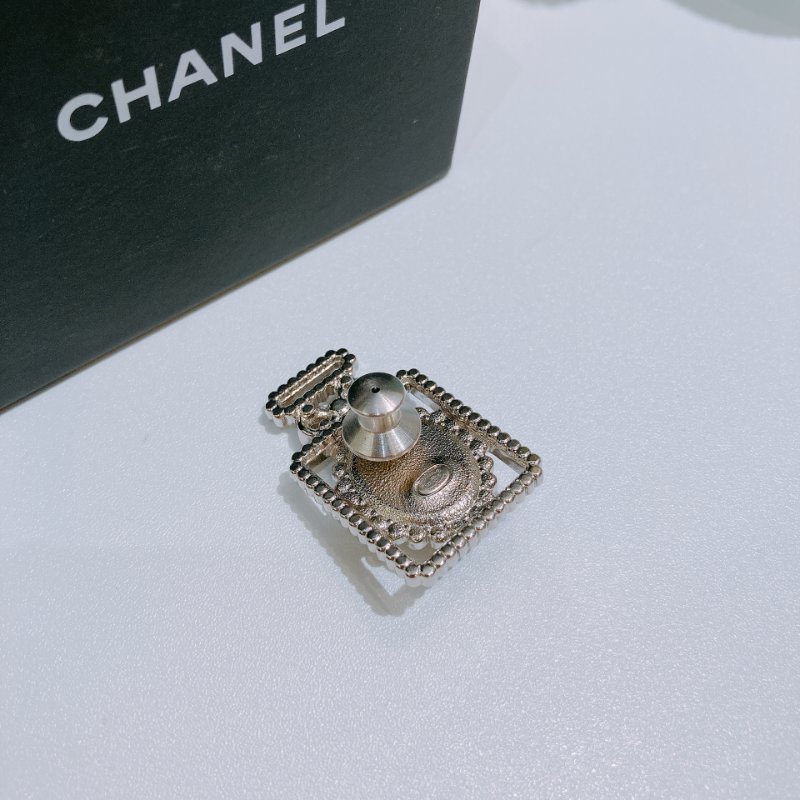 TW4702 Chanel 香奈兒 香水 胸口別針Perfume Logo Brooch Black Lambskin Crystal x PHW-7