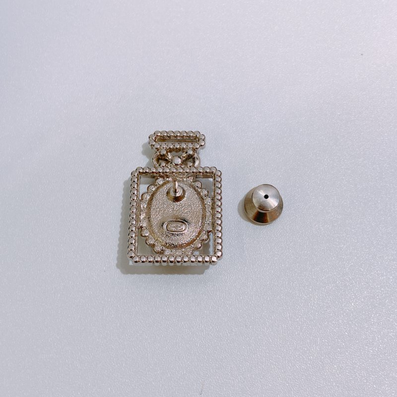 TW4702 Chanel 香奈兒 香水 胸口別針Perfume Logo Brooch Black Lambskin Crystal x PHW-9