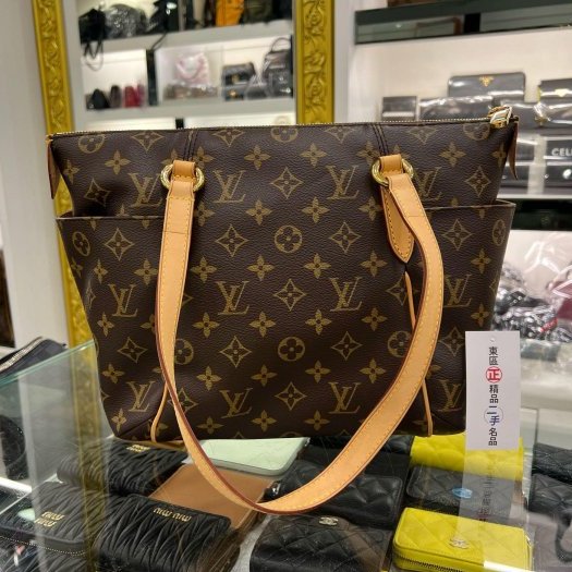 東區正精品㊣LV M56688 原花新款小天心雙口袋肩背包小款 RZ6204-6