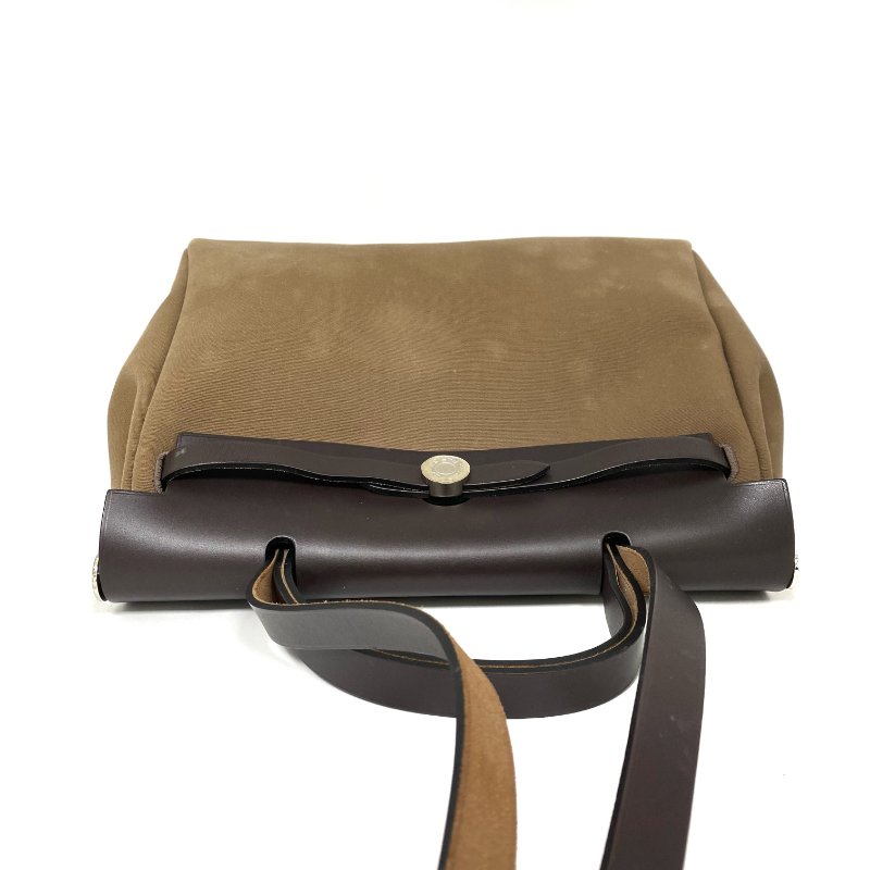 △ Hermes 愛馬仕 Beige Canvas Palladium Plated Metal Herbag 31 2 Way Bag Stamp D 淺褐色帆布鍍鈀金屬兩用袋D刻 - 257027820-6