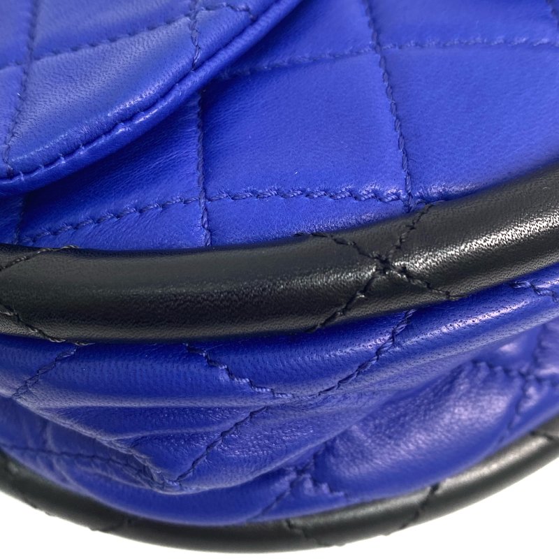 △ Chanel 香奈兒 Navy Lambskin Hoop Silver Tone Metal Hand Bag No.18 深藍色小羊皮銀色金屬手袋No.18 - 257027665-5