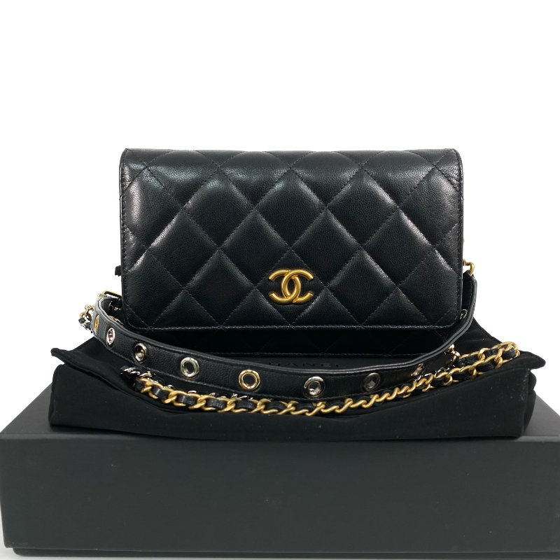 △ Chanel 香奈兒 Black Lambskin Gold And Silver Tone Metal Wallet On Chain AP2548 黑色小羊皮金色和銀色金屬鎖鏈銀包 - 257028506-0