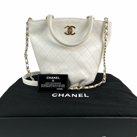 △ Chanel 香奈兒 White Calfskin Gold Tone Metal Chain 2 Way Bag No.27 AS0591 白色小牛皮金色金屬鎖鏈兩用袋No.27 - 257028786