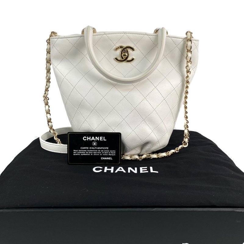 △ Chanel 香奈兒 White Calfskin Gold Tone Metal Chain 2 Way Bag No.27 AS0591 白色小牛皮金色金屬鎖鏈兩用袋No.27 - 257028786-0