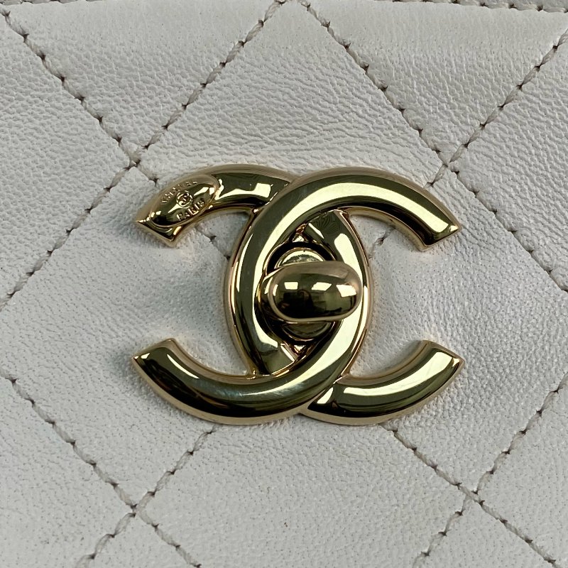 △ Chanel 香奈兒 White Calfskin Gold Tone Metal Chain 2 Way Bag No.27 AS0591 白色小牛皮金色金屬鎖鏈兩用袋No.27 - 257028786-14