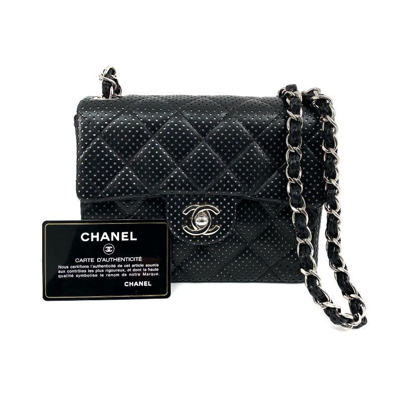 △ Chanel 香奈兒 Black Perforated Lambskin Silver Tone Metal Single Flap Chain Shoulder Bag No.11 A01115 黑色穿孔小羊皮銀色金屬鎖鏈肩背袋No.11 - 257028414-0