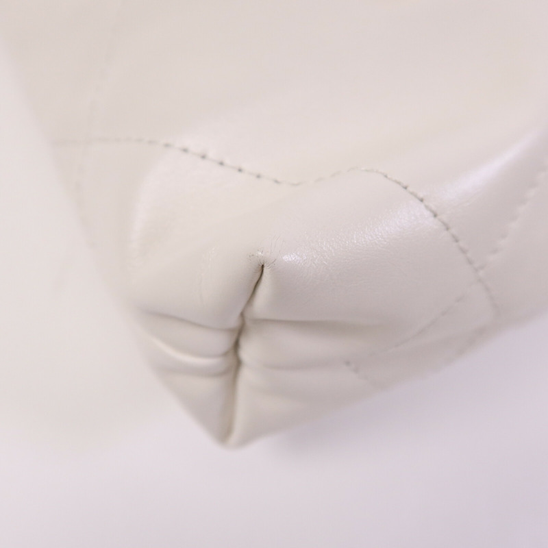 CHANEL 牛皮皮革Mini Chanel 22金扣鏈帶手挽肩背兩用袋-9