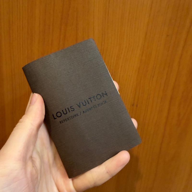 LV 黑彩隨身筆記本-9