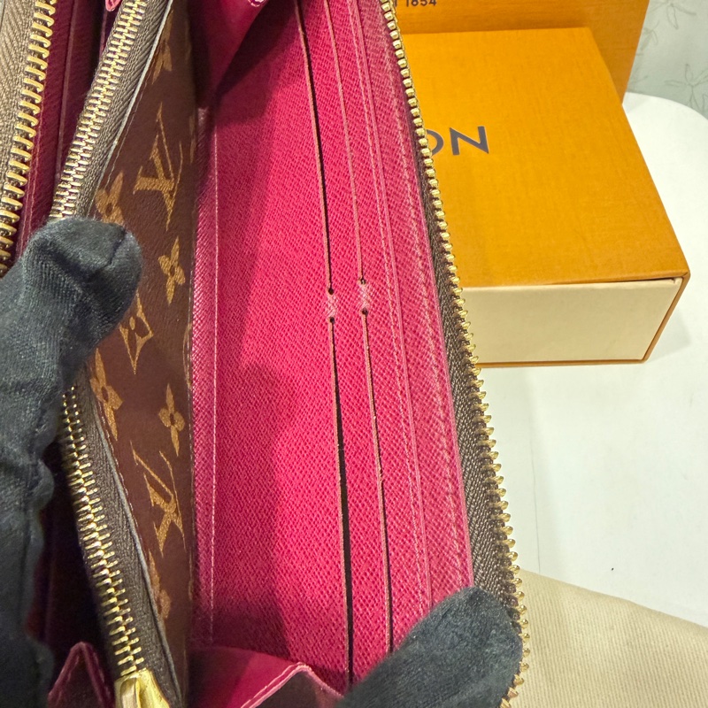 L V Clémence 錢包-6