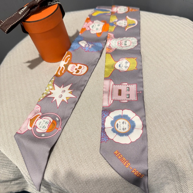 全新Hermes 愛馬仕 Dress Code 機器人Twilly 絲巾 灰-4
