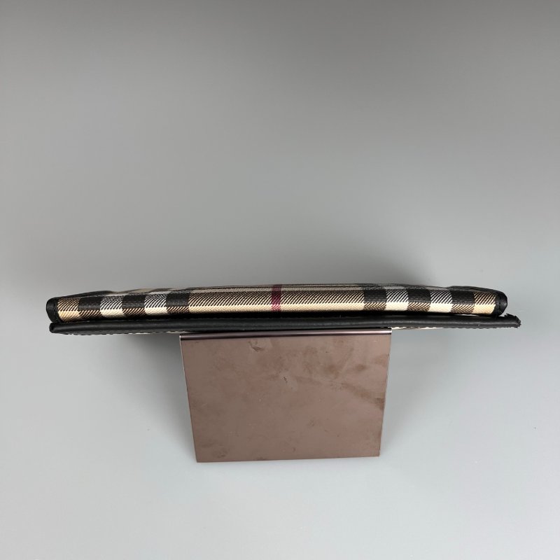 BURBERRY 格紋對開長夾-4