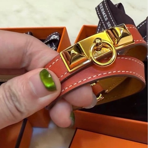 未使用 Hermès CDC 經典鉚釘手環 雙圈｜橘色｜金色五金｜附盒緞帶