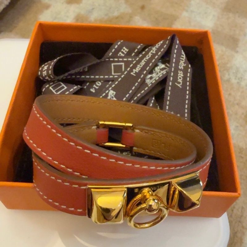 未使用 Hermès CDC 經典鉚釘手環 雙圈｜橘色｜金色五金｜附盒緞帶-1