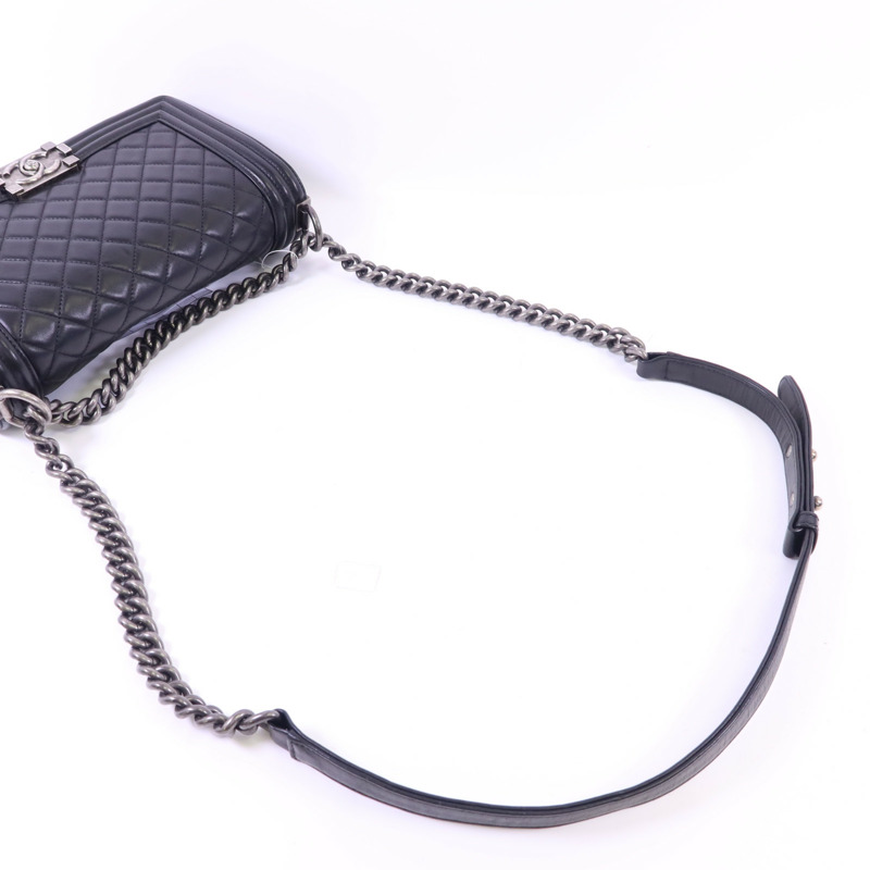 CHANEL 牛皮皮革Boy 25鏈帶肩背袋-4