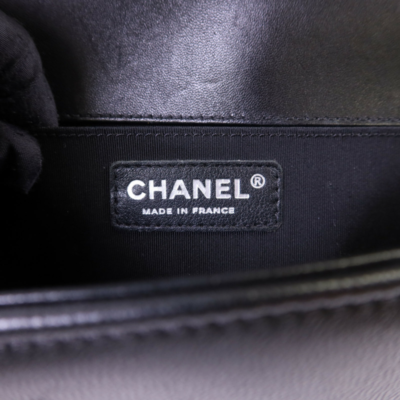 CHANEL 牛皮皮革Boy 25鏈帶肩背袋-7