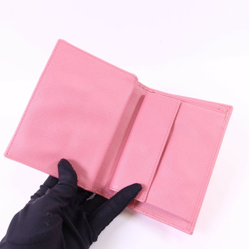 PRADA 牛皮皮革Wallet金扣錢包-5