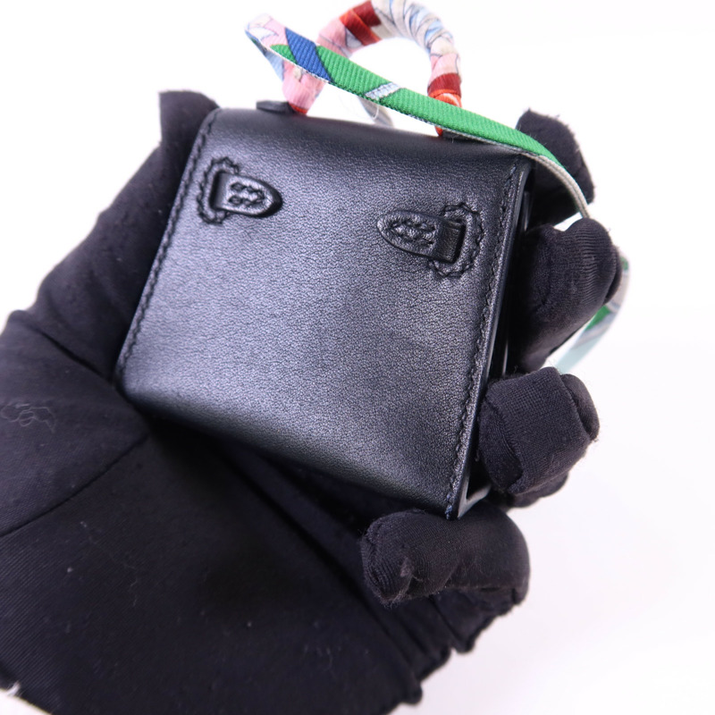 HERMES Tadelakt皮革Kelly Bag Charm 銀扣掛飾Noir-17