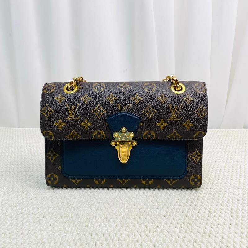專櫃價2.8折！LOUIS VUITTON  Victoire系列維多利亞老花鏈條皮革包 可斜挎可單肩-5