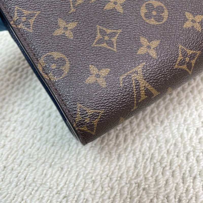 專櫃價2.8折！LOUIS VUITTON  Victoire系列維多利亞老花鏈條皮革包 可斜挎可單肩-7