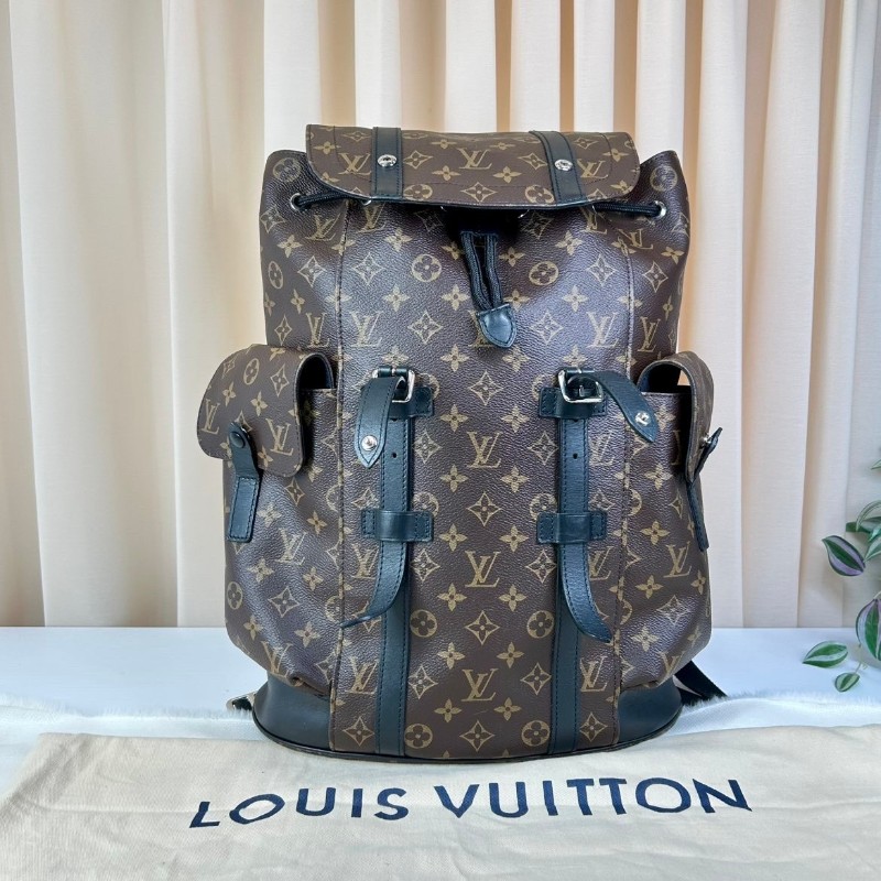 LV路易威登老花雙肩包 經典老花配黑色牛皮 辨識度高 容量超大大 日常通勤旅行都很實用-5