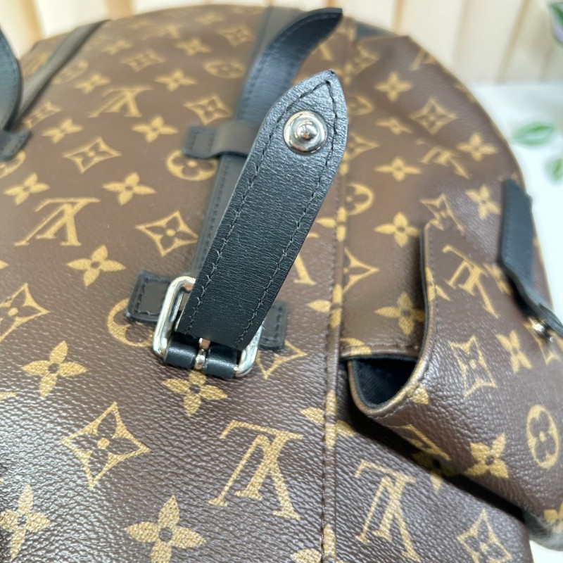 LV路易威登老花雙肩包 經典老花配黑色牛皮 辨識度高 容量超大大 日常通勤旅行都很實用-18