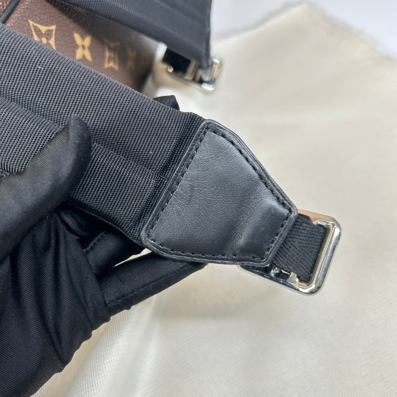 LV路易威登老花雙肩包 經典老花配黑色牛皮 辨識度高 容量超大大 日常通勤旅行都很實用-20