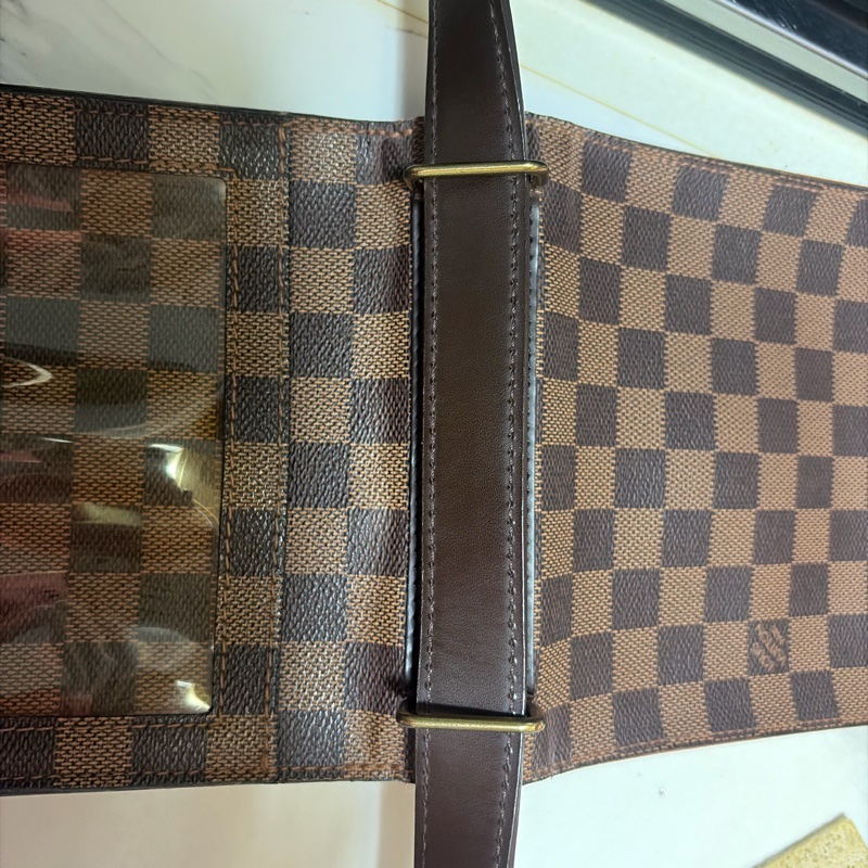 LV格紋地圖包-18