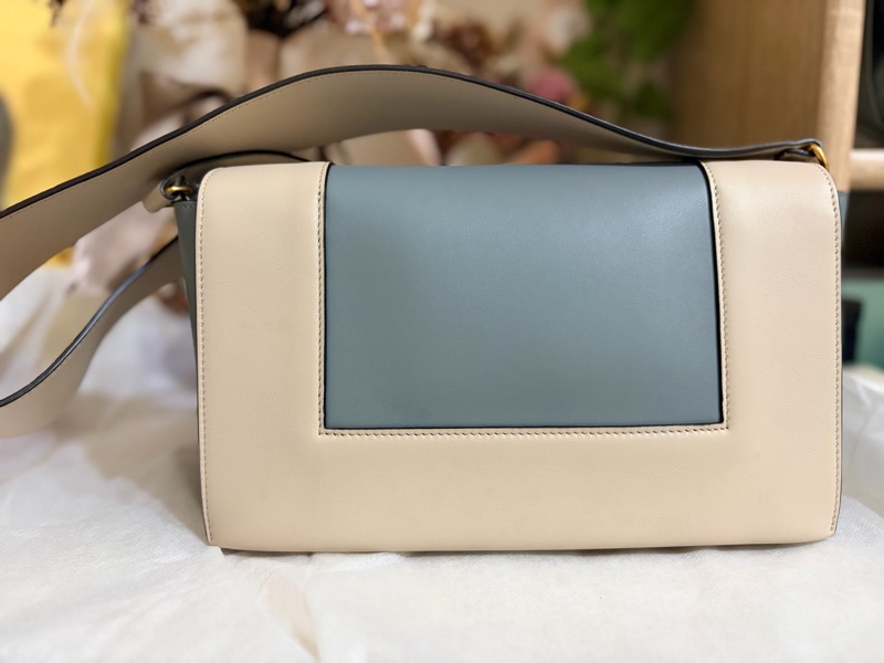 Celine Frame 拼色肩背包｜米+藍｜有購證-6
