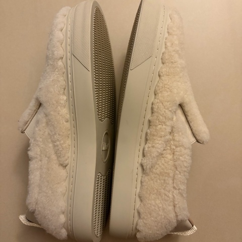 Chloe米白毛毛休閒鞋