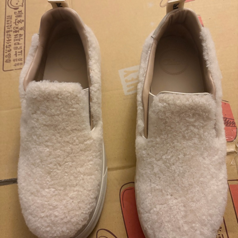 Chloe米白毛毛休閒鞋-5