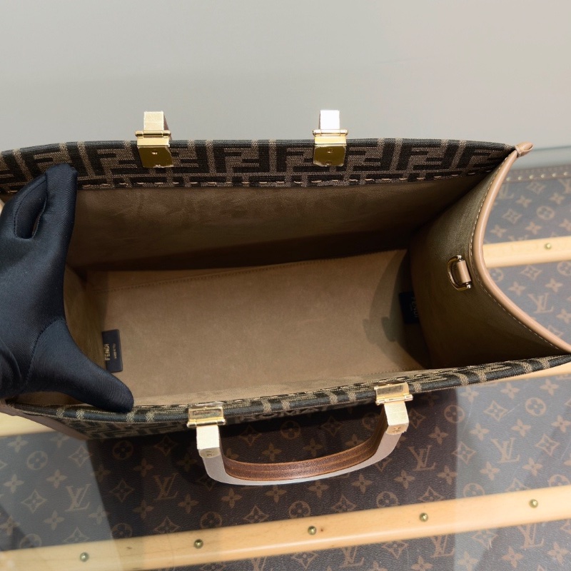 FENDI 老花棕色Sunshine手提肩背包36*30*16 全新閒置配件塵袋-2