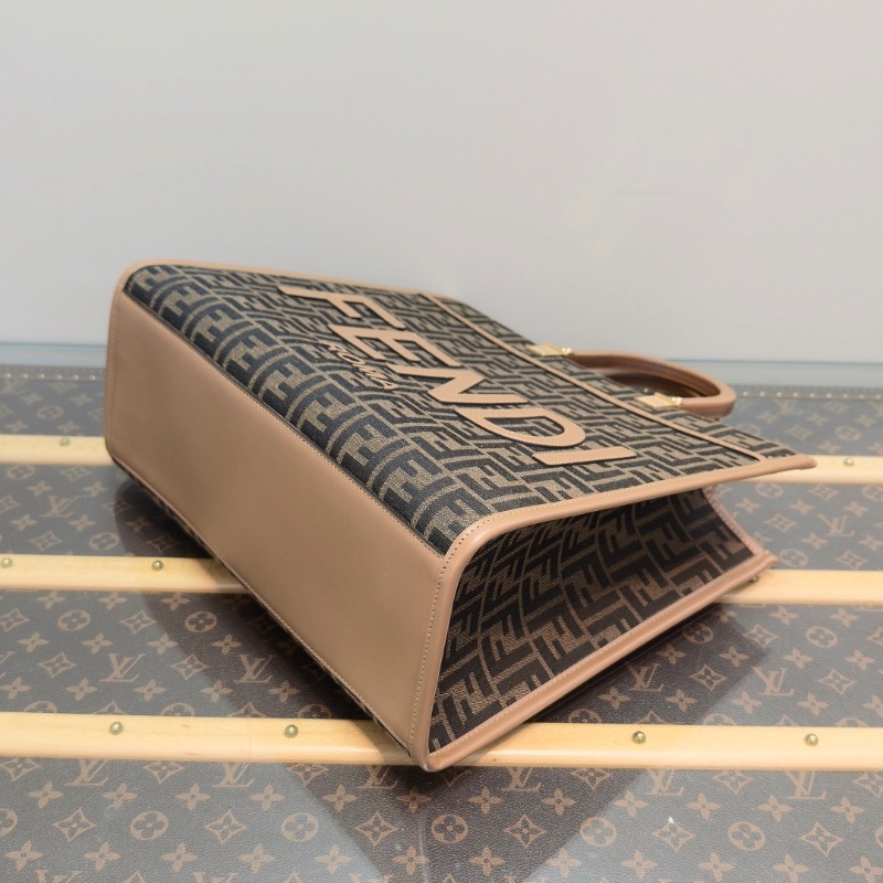 FENDI 老花棕色Sunshine手提肩背包36*30*16 全新閒置配件塵袋-5