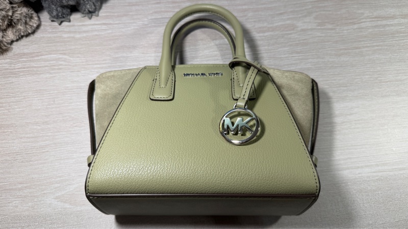 MICHAEL KORS 迷你蝙蝠包 手提斜背兩用包-8