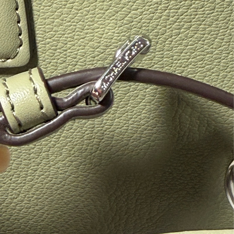 MICHAEL KORS 迷你蝙蝠包 手提斜背兩用包-16