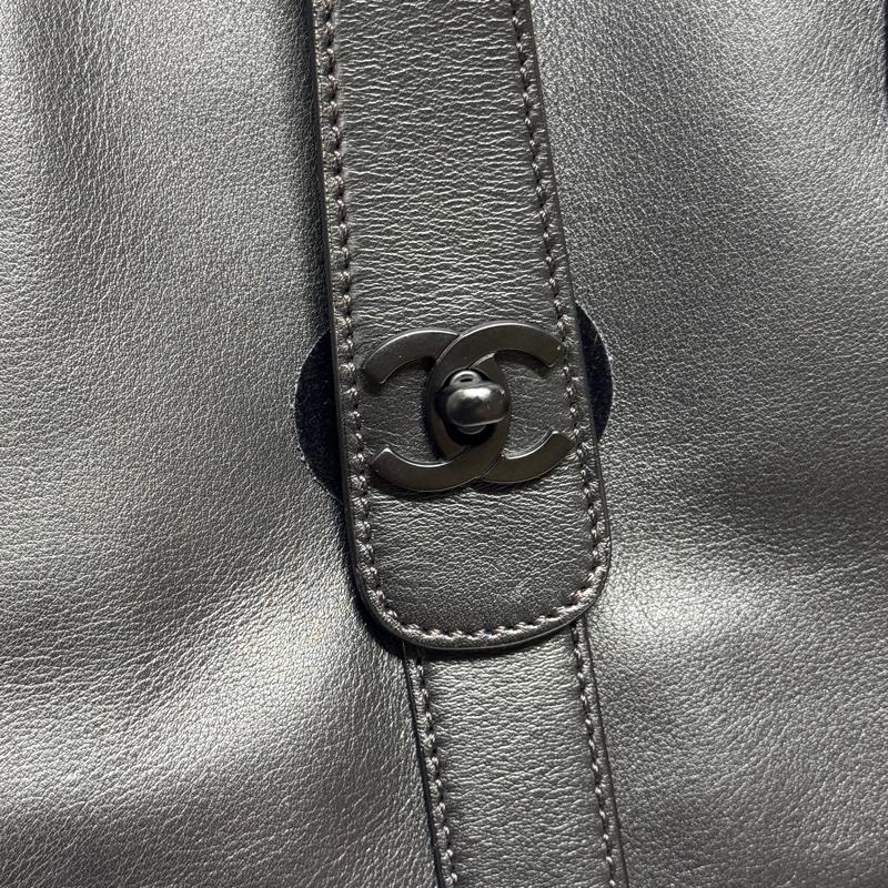【極新🎁 超稀有】 Chanel “so black” 全黑黑武士 羊皮肩背包（專櫃27.6萬）-11