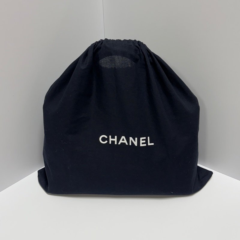 【極新🎁 超稀有】 Chanel “so black” 全黑黑武士 羊皮肩背包（專櫃27.6萬）-26