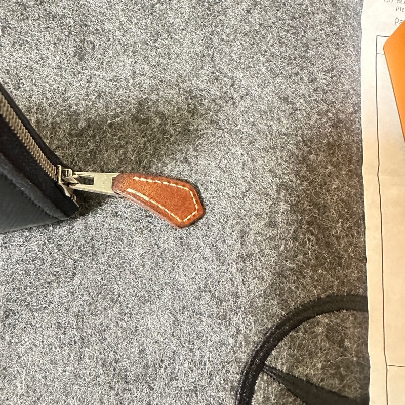 Hermes 愛馬仕經典絲巾短夾A刻深藍色-2
