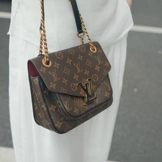 Louis Vuitton - 原花Passy郵差包-7