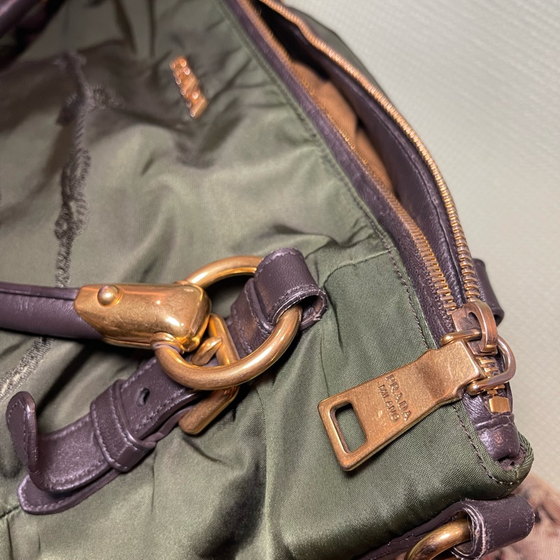 PRADA Tessuto 軍綠尼龍拼真皮手提包  //有購單-9