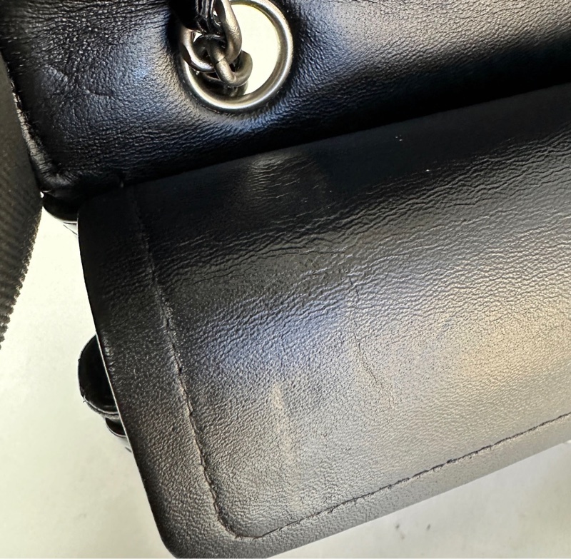 CHANEL 黑色漆皮 涼皮 雙蓋 皮穿練 coco 25cm 肩背包 側背包 斜背包 #割愛收藏 vintage 85新  正常使用痕跡  這個專櫃現在現在同系列新款要40萬 🛫-36