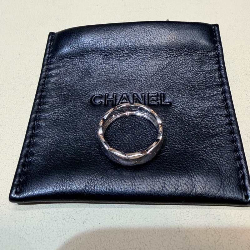 CHANEL 中版18K 銀色COCO CRUSH 尺寸62-0