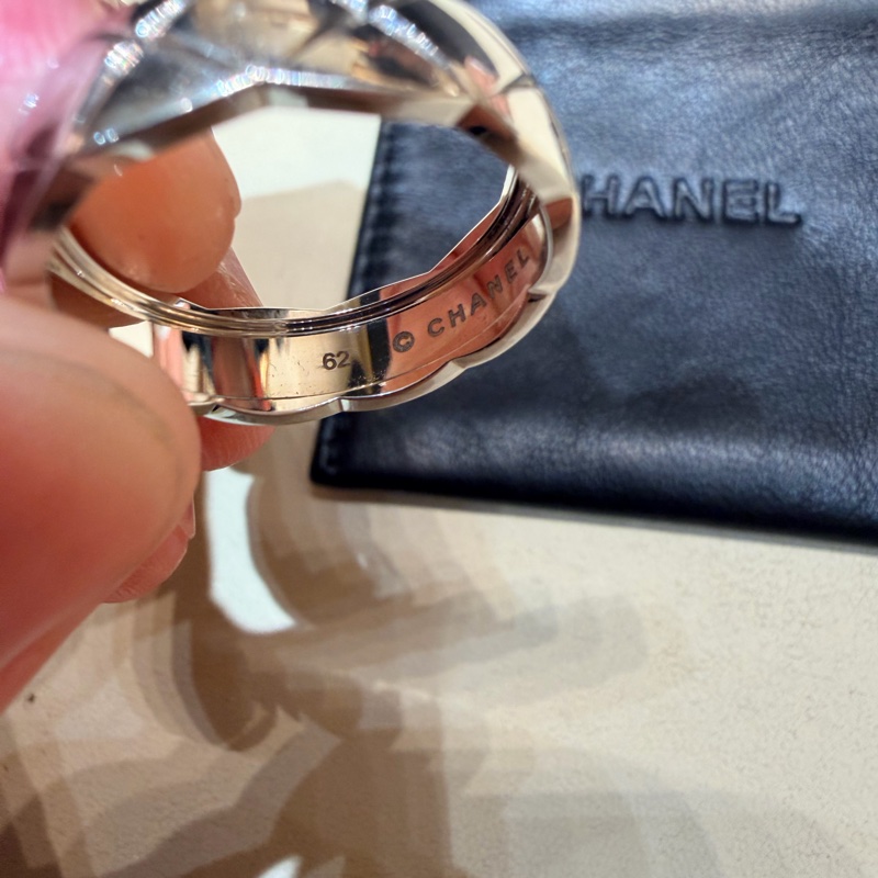 CHANEL 中版18K 銀色COCO CRUSH 尺寸62-9