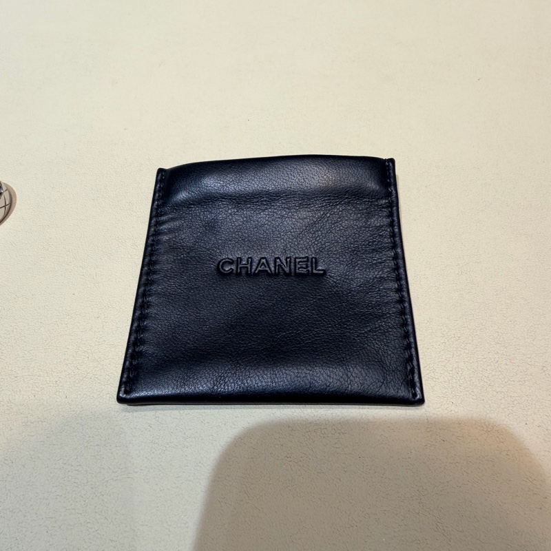 CHANEL 中版18K 銀色COCO CRUSH 尺寸62-17
