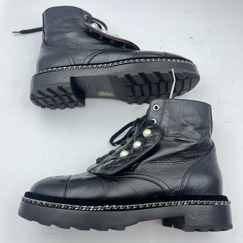 97新chanel香奈兒油臘皮珍珠短靴/尺碼：36.5碼-1